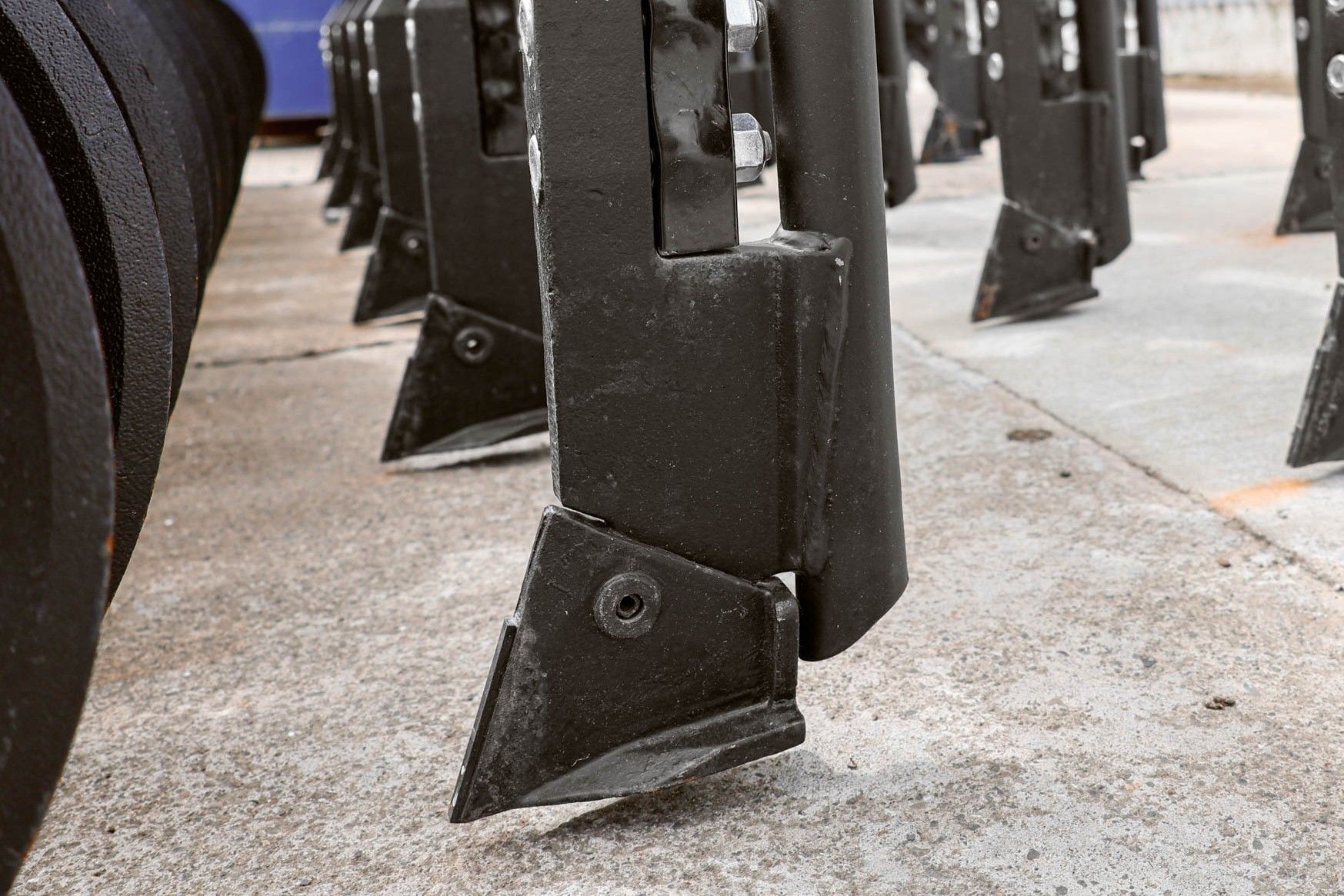 Close-up of the GrassFarmer® replaceable T-boot, designed to create optimal germination conditions at the point of sowing